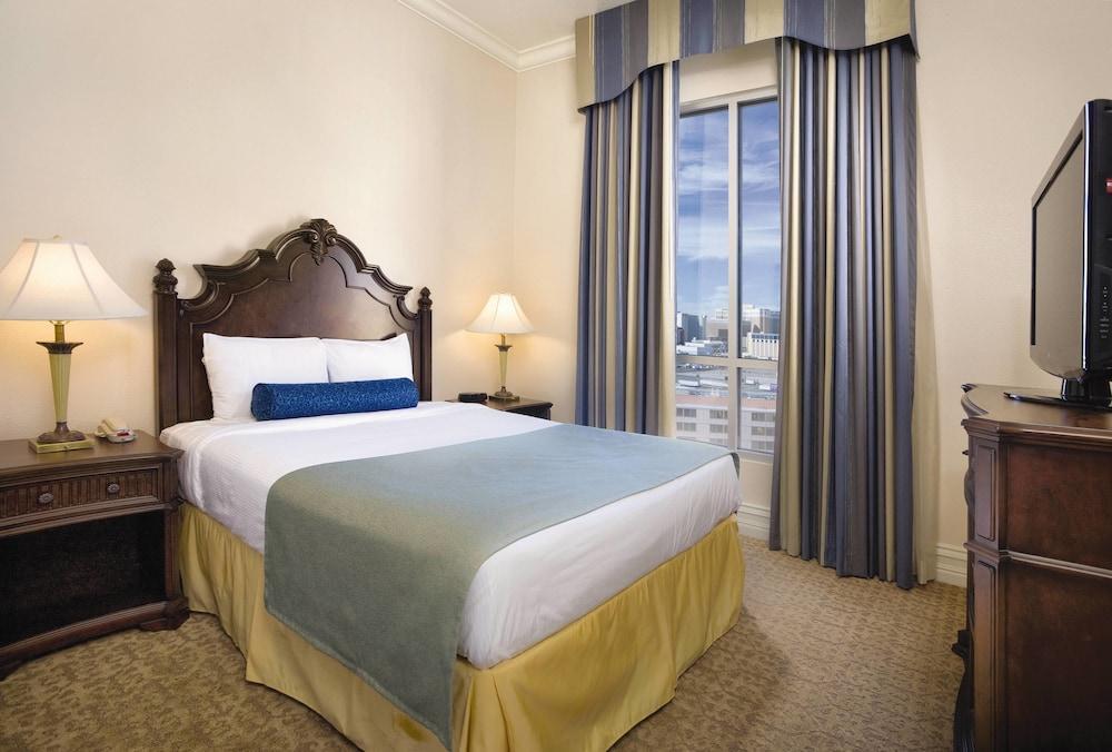 Wyndham Grand Desert Resort Las Vegas Exterior photo