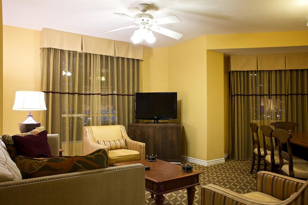 Wyndham Grand Desert Resort Las Vegas Room photo